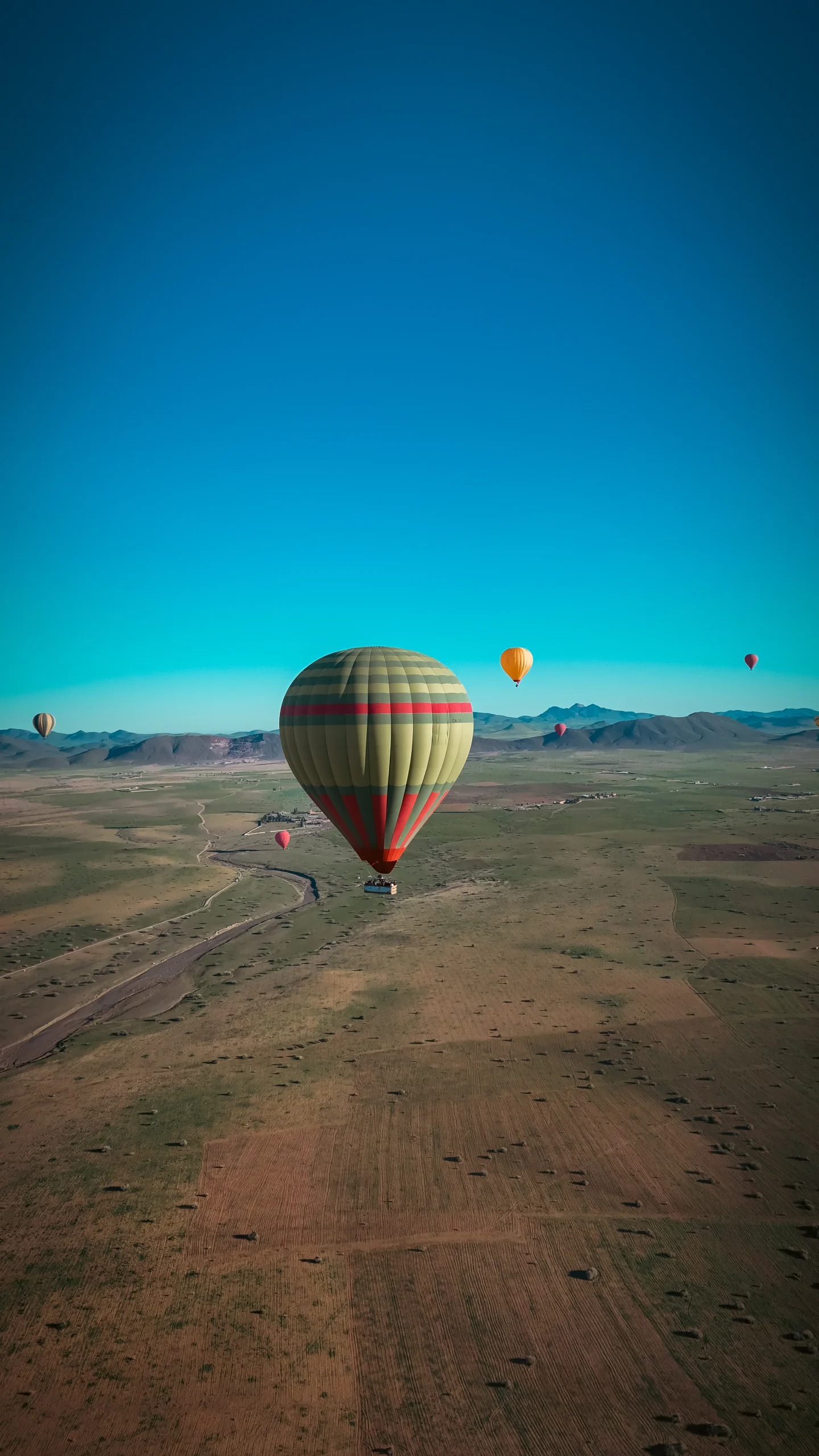 hot air balloon marrakech landing scaled